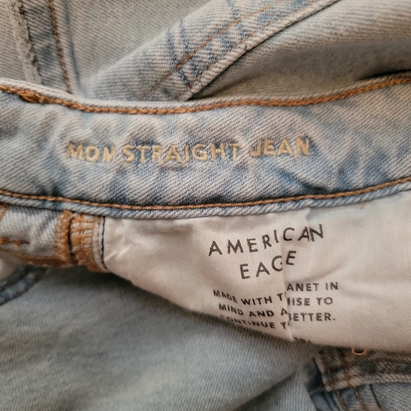 American Eagle Mom Straight Jeans - Picture 5 of 7